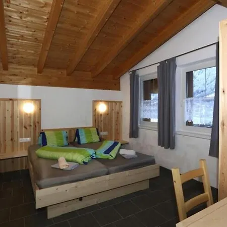 Terraced Oliver, Apartment Langenfeld